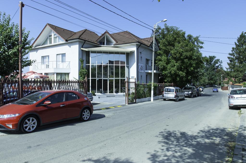 Villa Grande Iasi Exteriör bild
